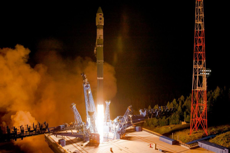 Старт ракеты-носителя и выведение космического аппарата на расчетную орбиту прошли успешно. 