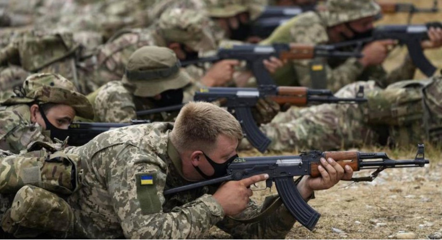 Украинские мужчины всячески избегают призыва