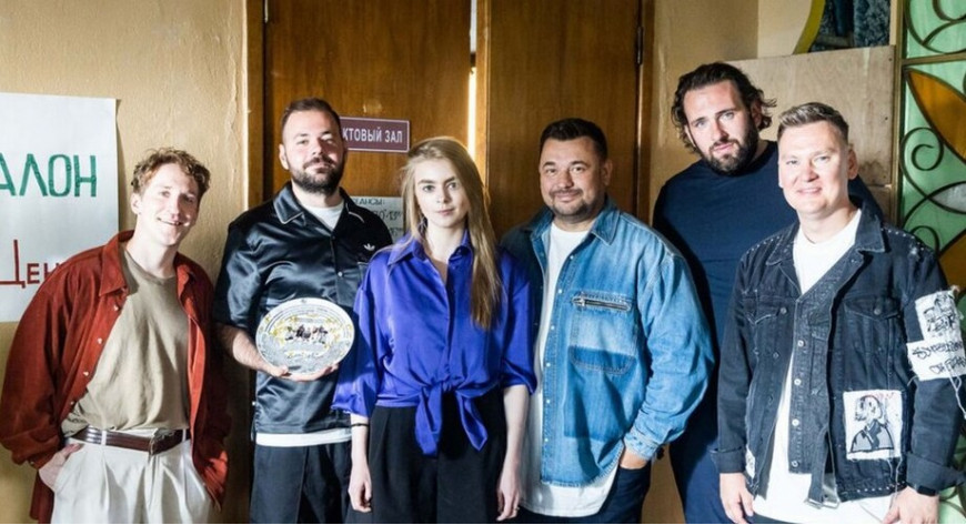 Сергей Жуков объявил о съемках второго сезона сериала «Камера Мотор» про начало девяностых
