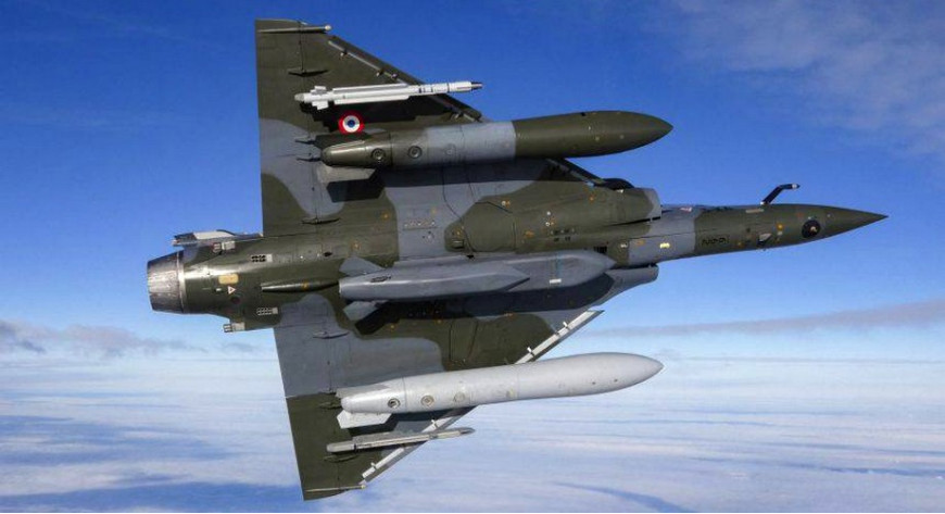 ВВС Франции ввели в эксплуатацию модернизированный истребитель Mirage 2000D AMV
